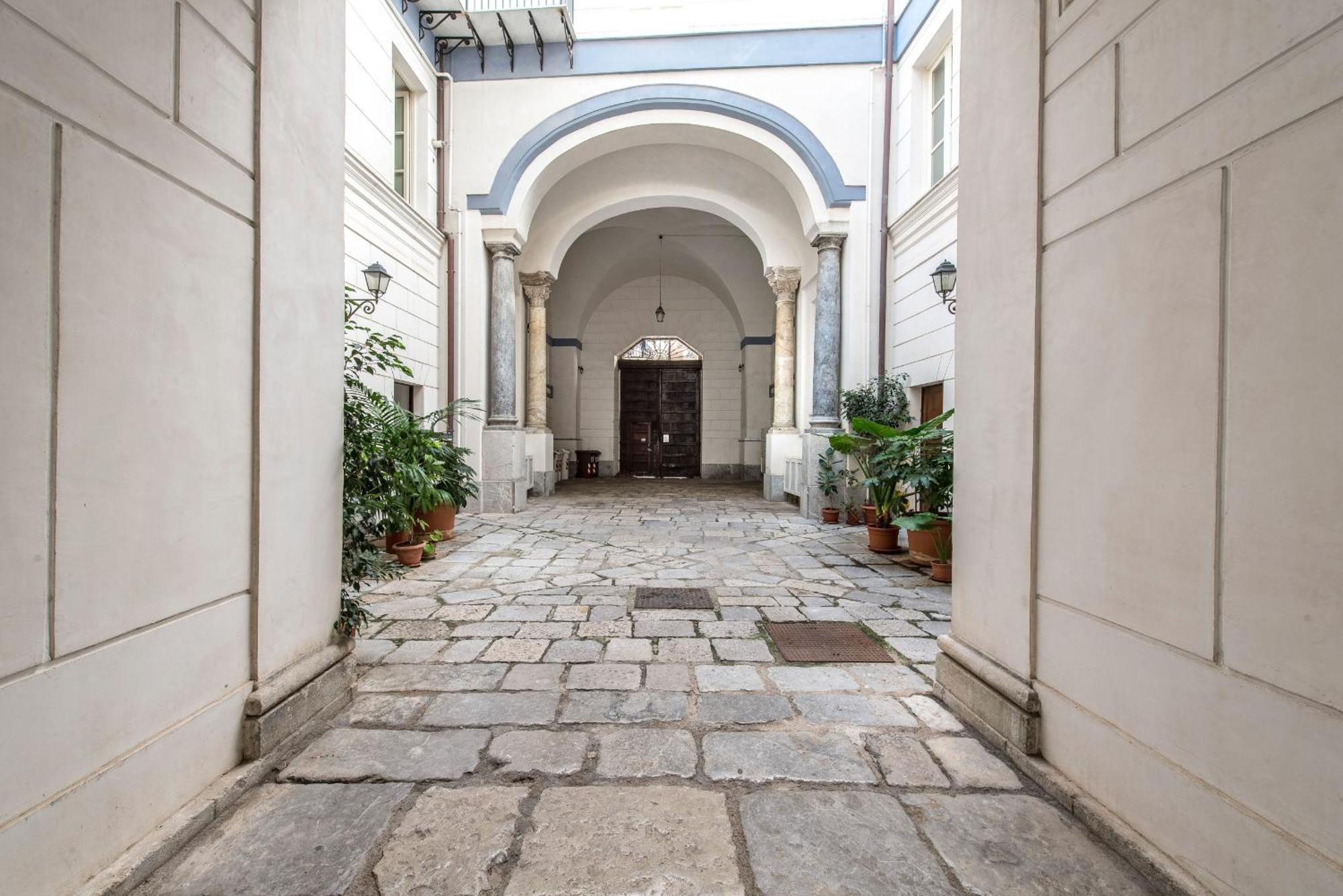 Palazzo Castrofilippo Apartment By Wonderful Italy Palermo Luaran gambar